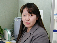 遊間 和子